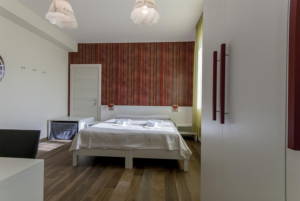 Zacapa B&B Таранто Екстер'єр фото
